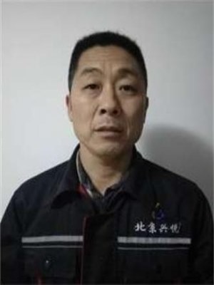 何進(jìn).jpg